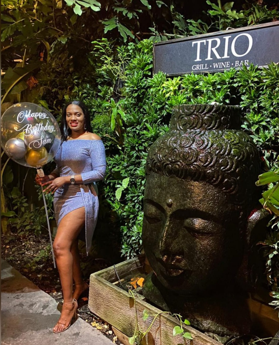 Shoulder-Baring Split Sleeve Glam