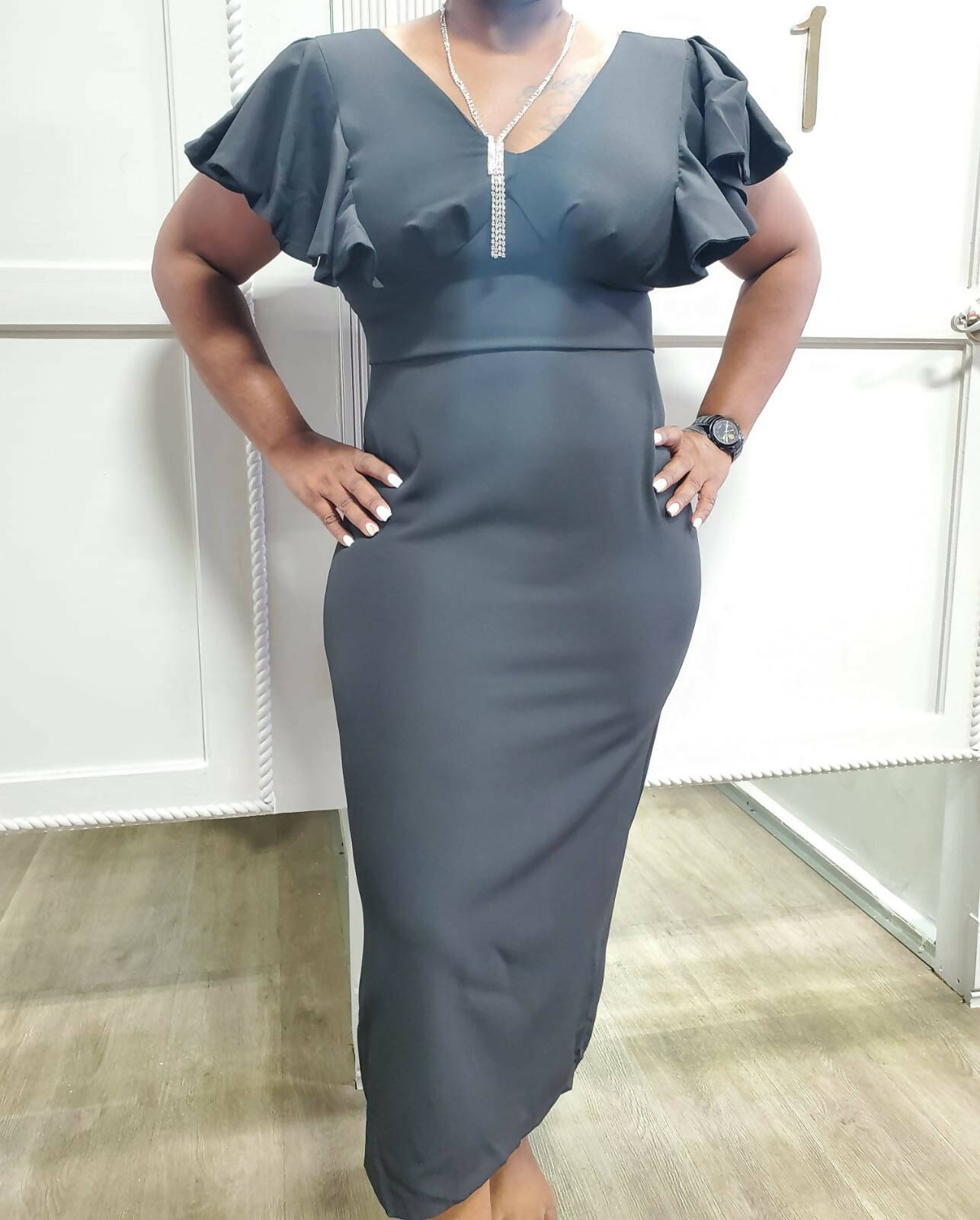 Kaia - V-Front Ruffle Short Sleeve Dress