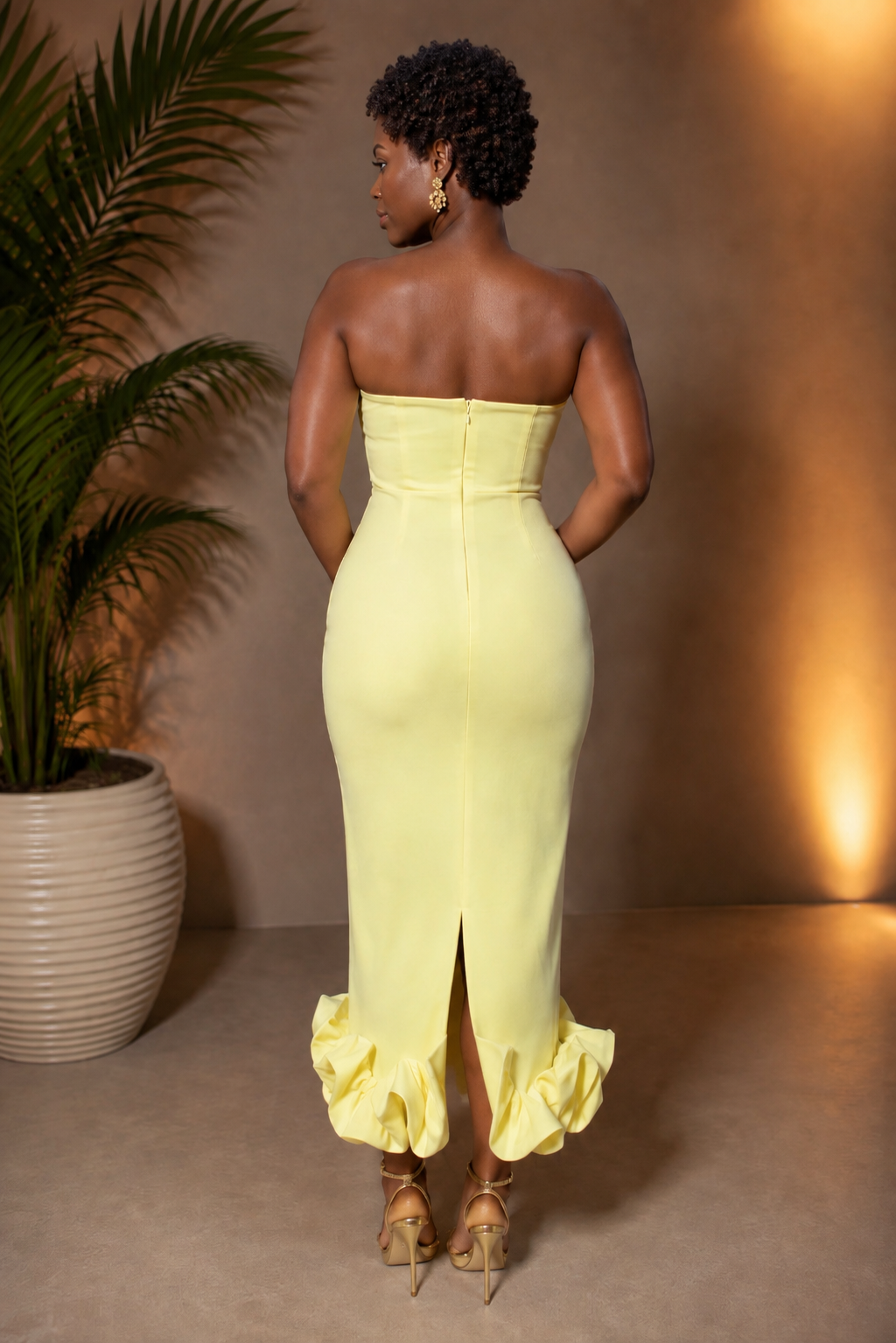 Mia - Yellow Dress, back